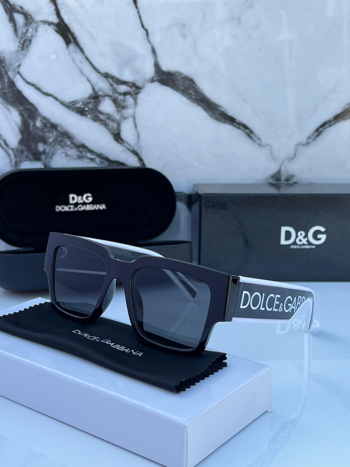 DOLCE & GABBAN_A 6184 WITH ALL OG BRAND PACKING
