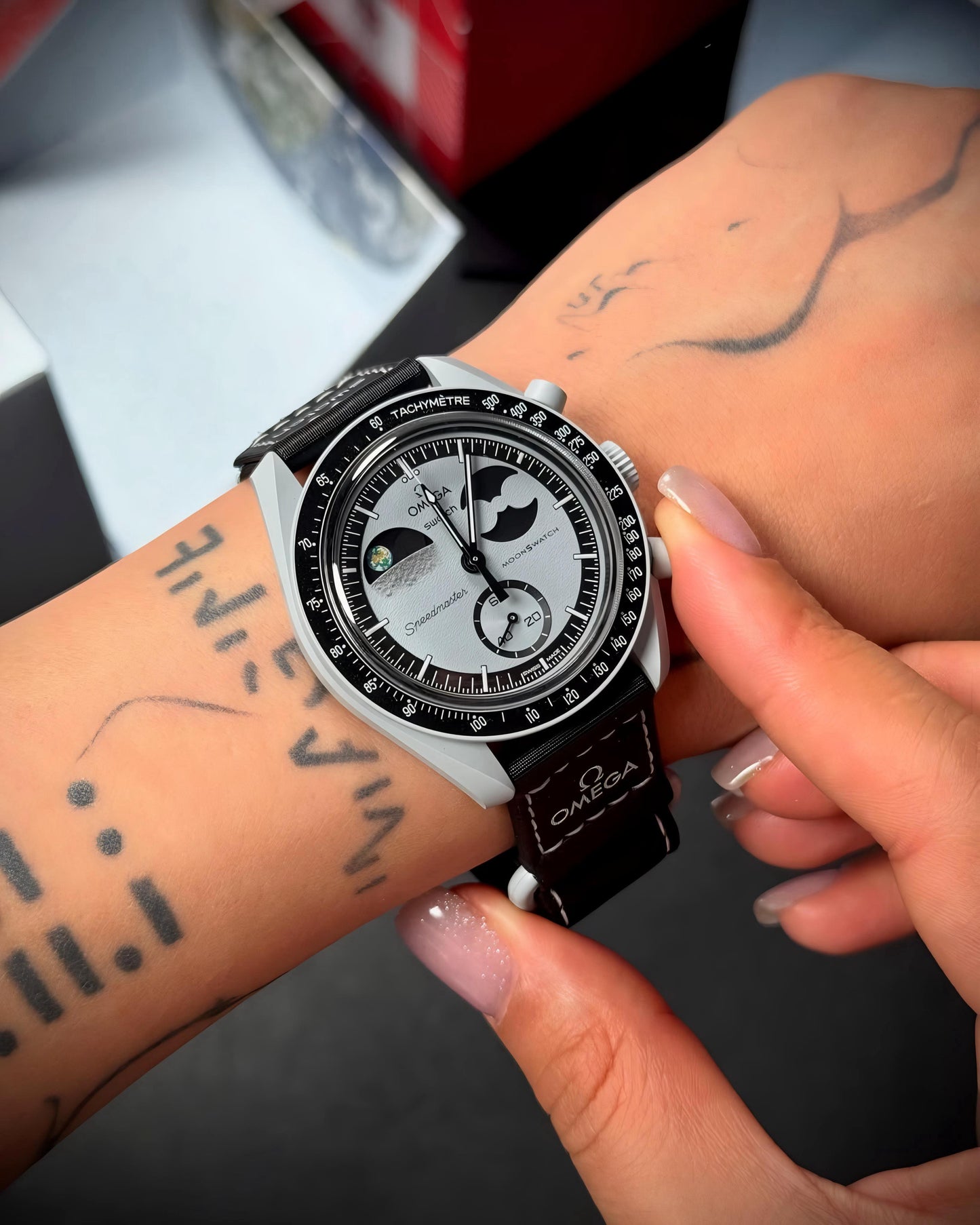 OMEGA X  SWATCH MISSION TO MOON