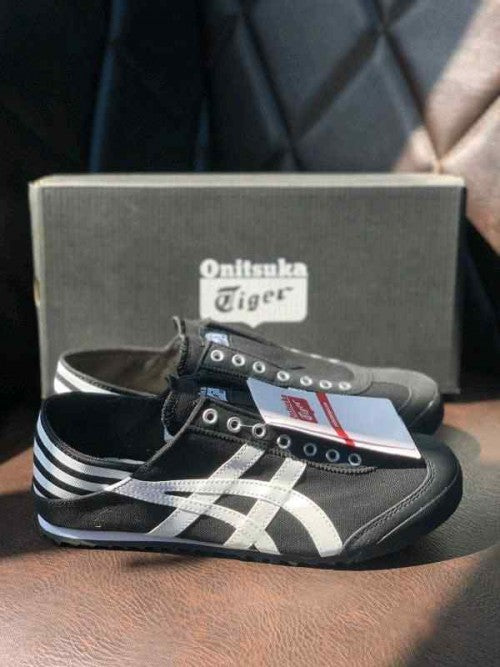 Onitsuka_a Tiger Slip On Paraty Black White 5069